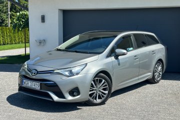 Toyota Avensis Kombi Prestige 1.8 Benzyna Automat • 143 KM • Salon PL